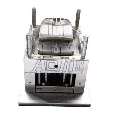 Plastična stolica s kalupom bez ruku